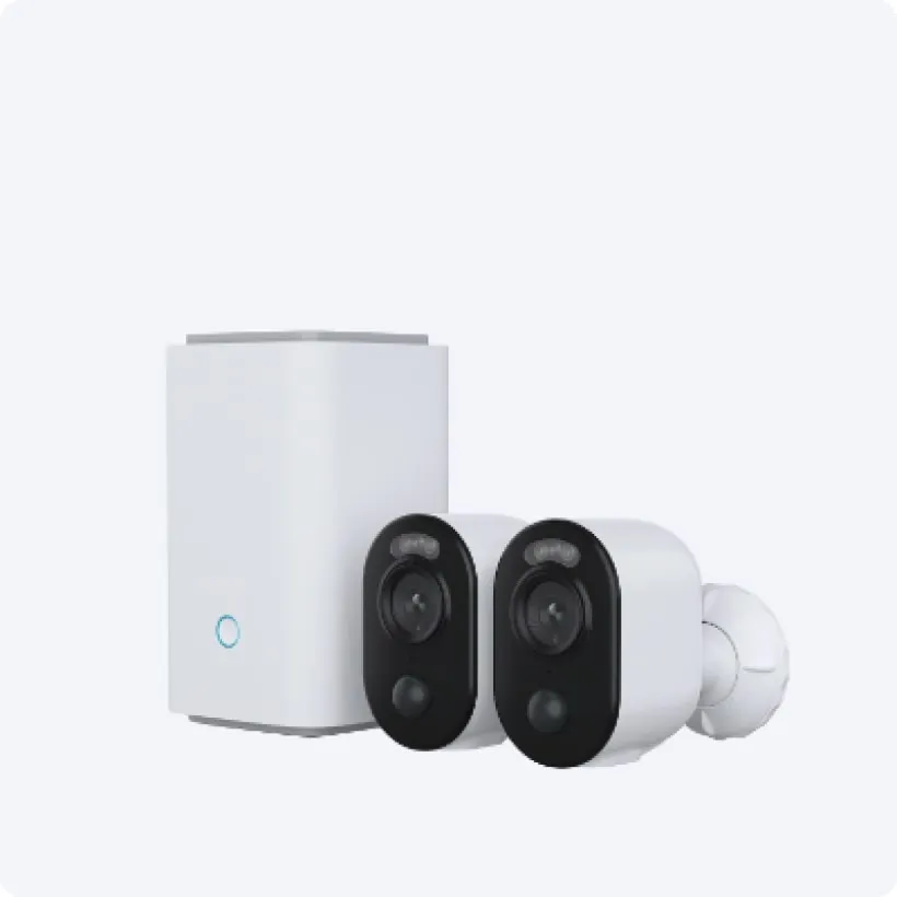 Wire-Free Camera Kit With Hub